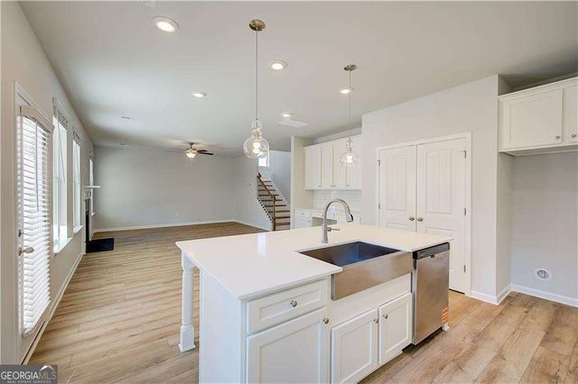 305 Exeter Court, Stockbridge, GA 30281