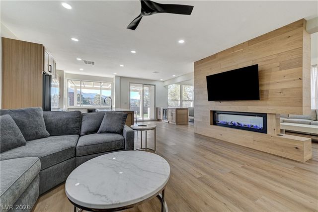 1317 Fox Acres Drive, Las Vegas, NV 89134