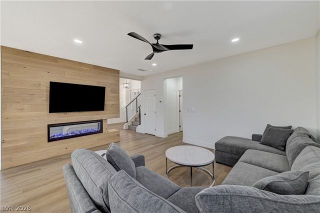 1317 Fox Acres Drive, Las Vegas, NV 89134