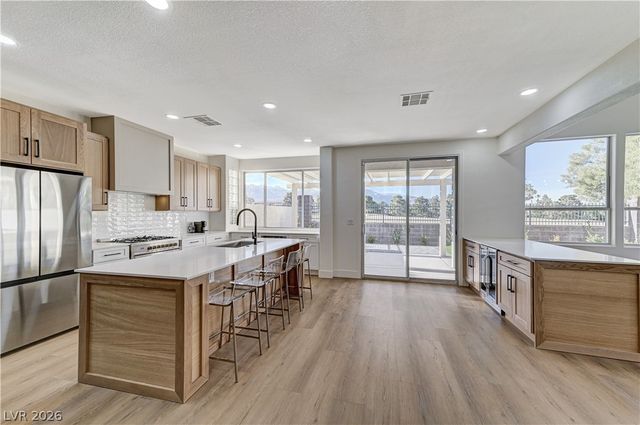 1317 Fox Acres Drive, Las Vegas, NV 89134