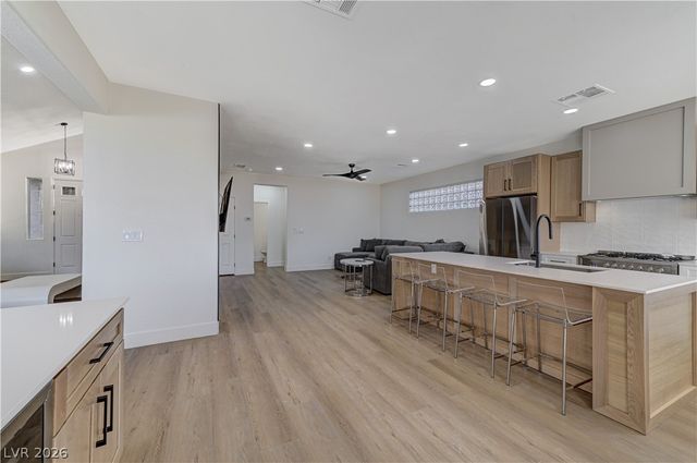 1317 Fox Acres Drive, Las Vegas, NV 89134