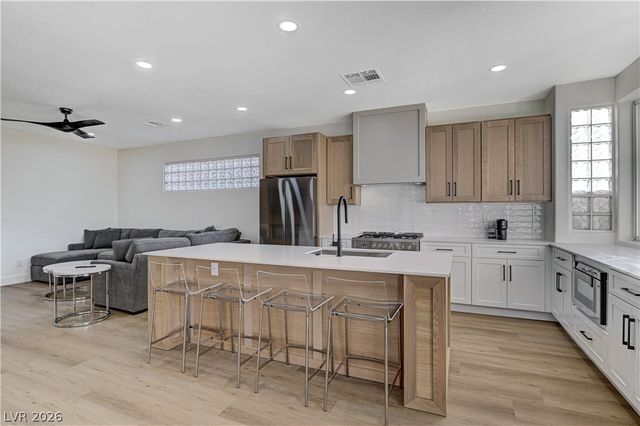 1317 Fox Acres Drive, Las Vegas, NV 89134