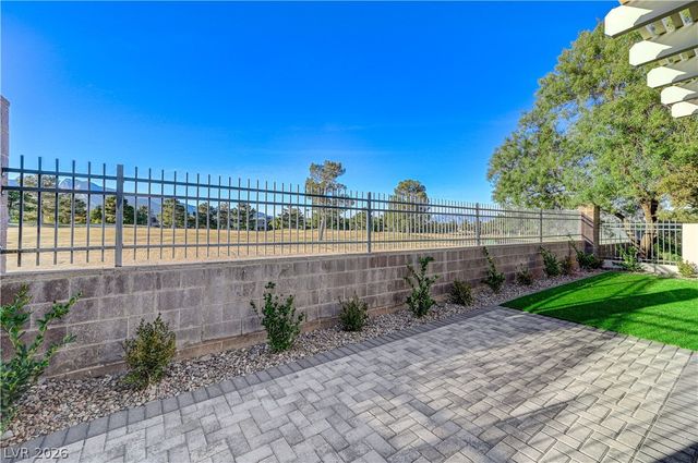 1317 Fox Acres Drive, Las Vegas, NV 89134