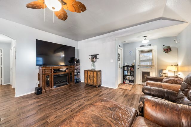 1401 Savannah Ridge Drive, Princeton, TX 75407