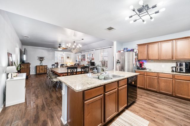 1401 Savannah Ridge Drive, Princeton, TX 75407