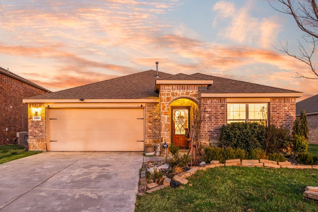1401 Savannah Ridge Drive, Princeton, TX 75407