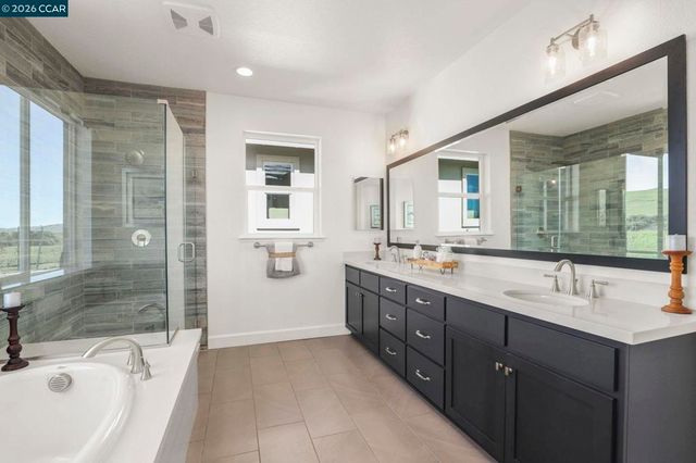 515 Yarrow Dr, Fairfield, CA 94534