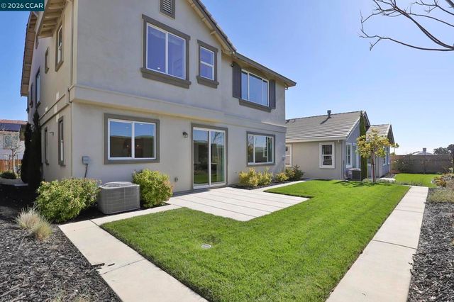 515 Yarrow Dr, Fairfield, CA 94534
