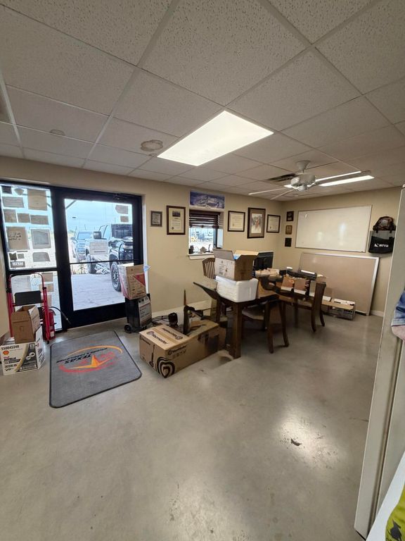 Image 17 of property listing at 6656 Spindle Top Road, San Angelo, TX 76901
