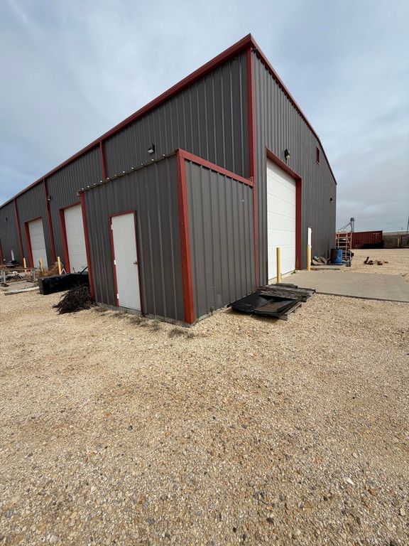 Image 4 of property listing at 6656 Spindle Top Road, San Angelo, TX 76901