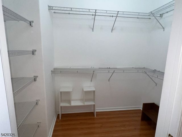 2206 Ambassador Ct, Franklin Twp., NJ 08873