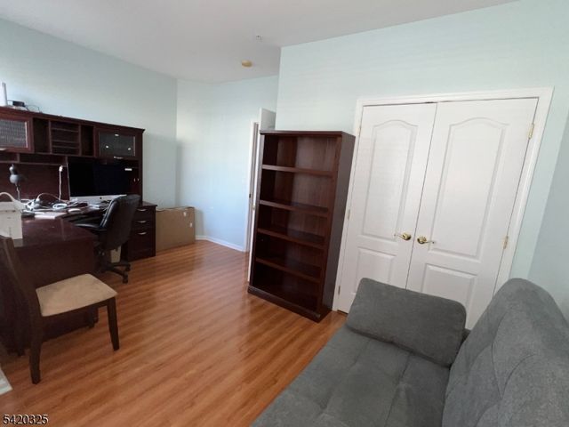 2206 Ambassador Ct, Franklin Twp., NJ 08873