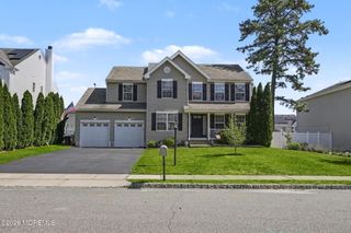8 Avalon Avenue, Barnegat, NJ 08005