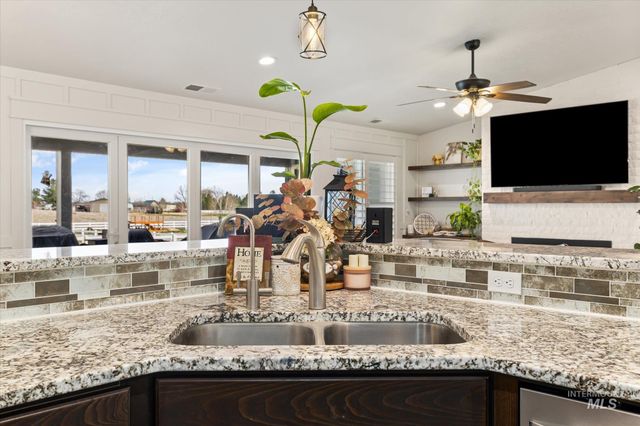 26138 Libby Lane, Middleton, ID 83644