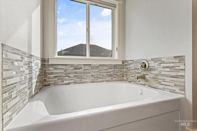 26138 Libby Lane, Middleton, ID 83644