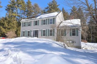 17 Erin Drive, Bow, NH 03304