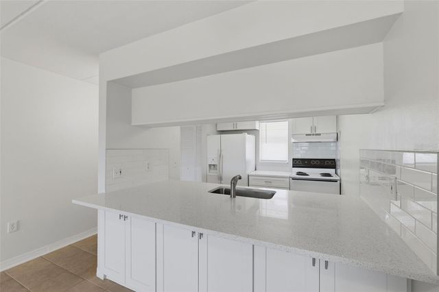 12760 INDIAN ROCKS ROAD 1065, Largo, FL 33774