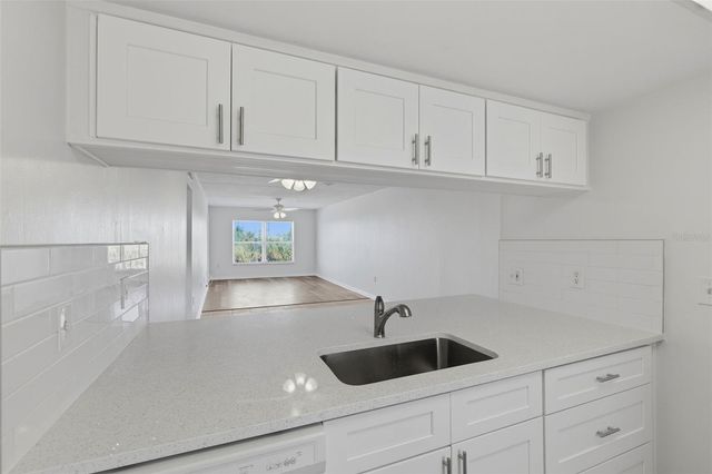 12760 INDIAN ROCKS ROAD 1065, Largo, FL 33774