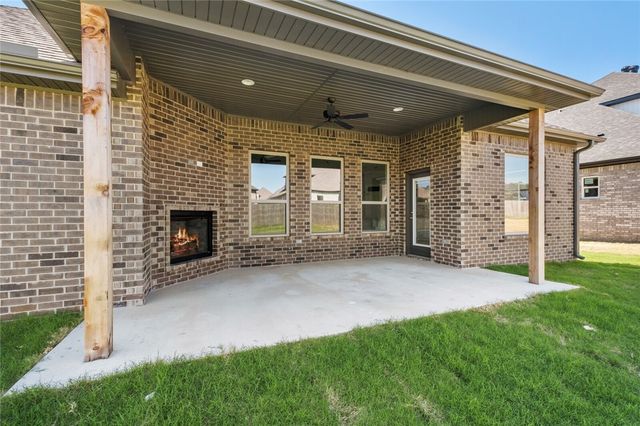 1341 Greyback Lane, Centerton, AR 72719