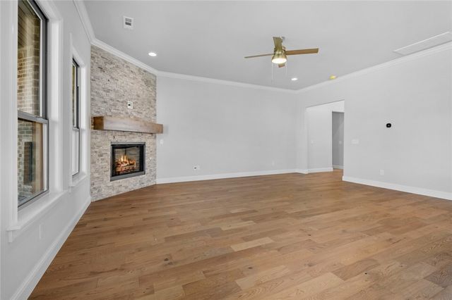 1341 Greyback Lane, Centerton, AR 72719