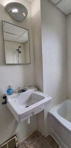 209 4th Street SE, Valley City, ND 58072
