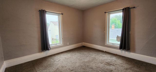 209 4th Street SE, Valley City, ND 58072