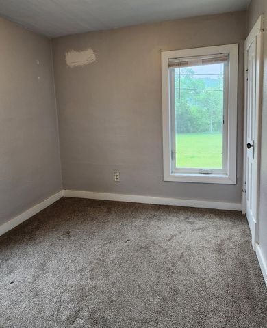 209 4th Street SE, Valley City, ND 58072