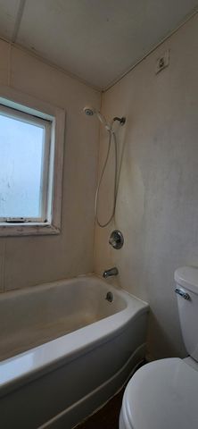 209 4th Street SE, Valley City, ND 58072