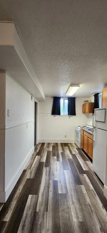 209 4th Street SE, Valley City, ND 58072