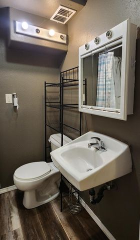 209 4th Street SE, Valley City, ND 58072
