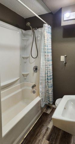 209 4th Street SE, Valley City, ND 58072
