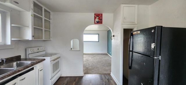 209 4th Street SE, Valley City, ND 58072