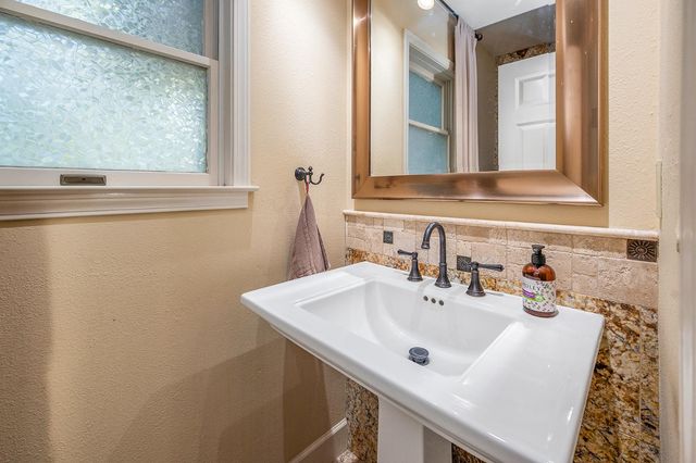 4780 Flying C Rd, Shingle Springs, CA 95682