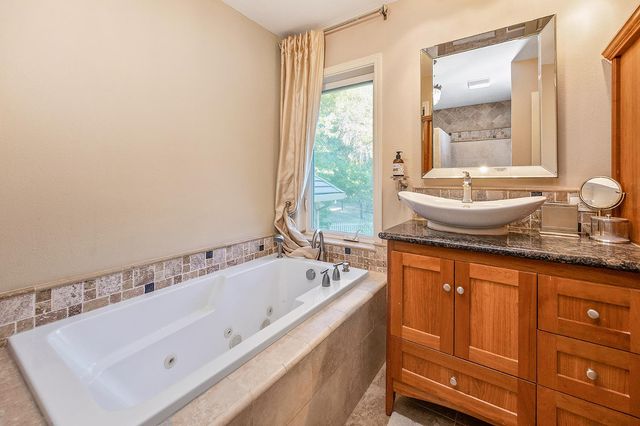 4780 Flying C Rd, Shingle Springs, CA 95682