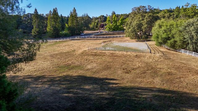 4780 Flying C Rd, Shingle Springs, CA 95682