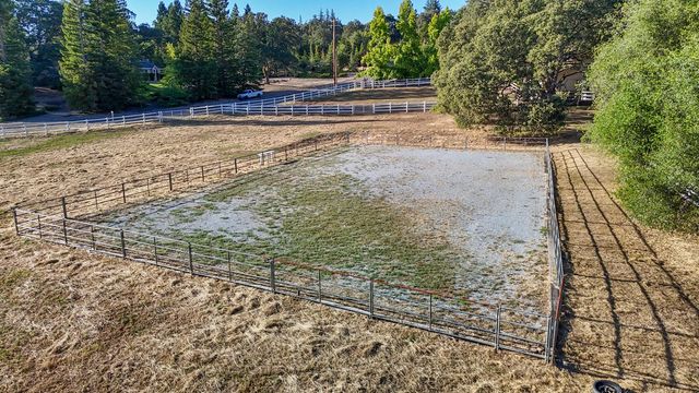 4780 Flying C Rd, Shingle Springs, CA 95682