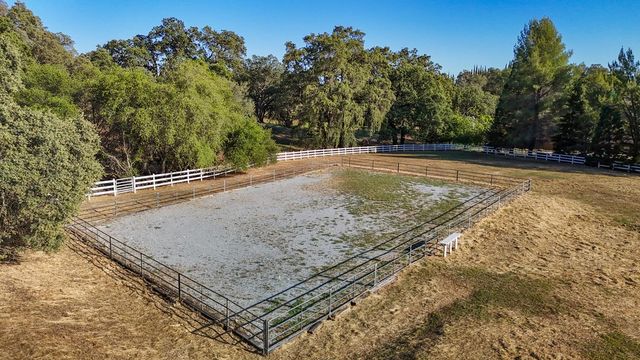 4780 Flying C Rd, Shingle Springs, CA 95682