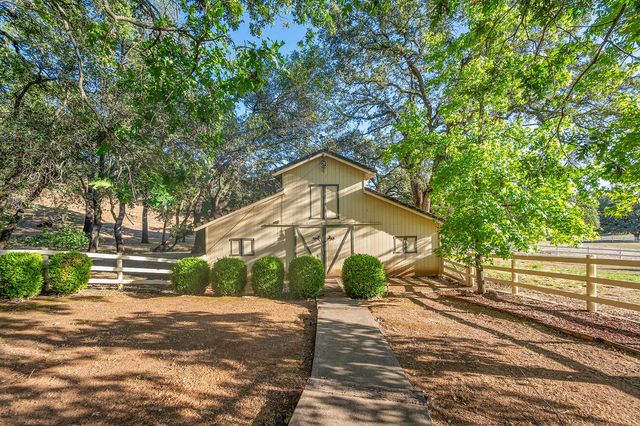 4780 Flying C Rd, Shingle Springs, CA 95682