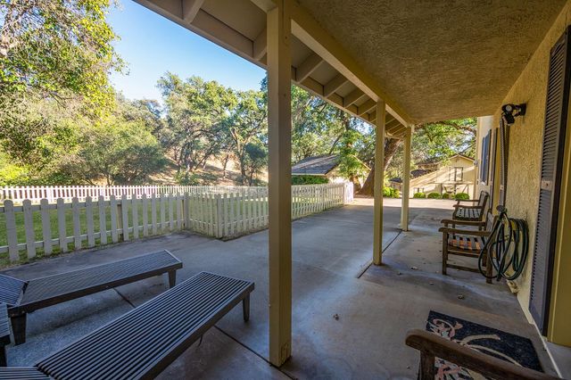 4780 Flying C Rd, Shingle Springs, CA 95682