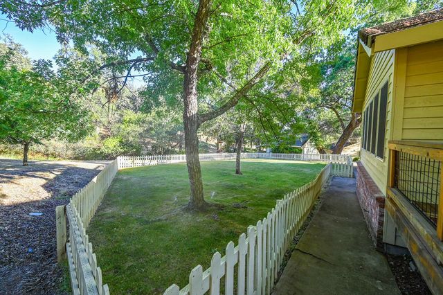 4780 Flying C Rd, Shingle Springs, CA 95682