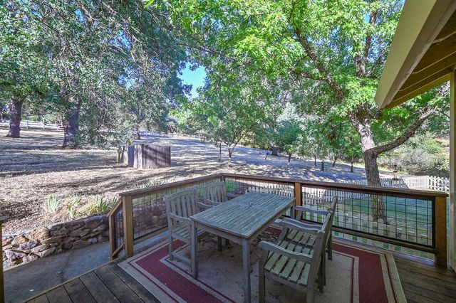 4780 Flying C Rd, Shingle Springs, CA 95682