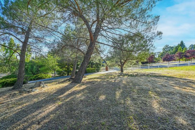 4780 Flying C Rd, Shingle Springs, CA 95682