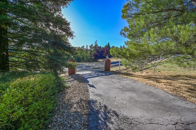 4780 Flying C Rd, Shingle Springs, CA 95682