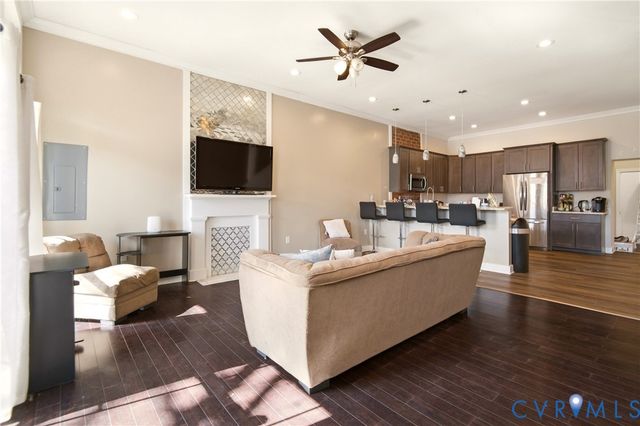 1006 W Marshall St, Richmond, VA 23220