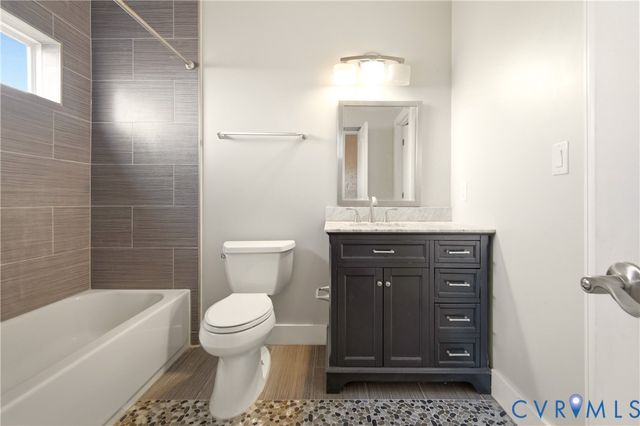 1006 W Marshall St, Richmond, VA 23220