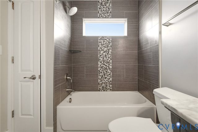 1006 W Marshall St, Richmond, VA 23220