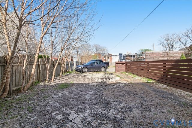 1006 W Marshall St, Richmond, VA 23220