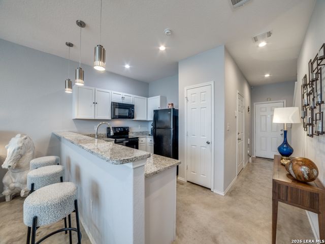 6906 CRESTWAY RD, San Antonio, TX 78239