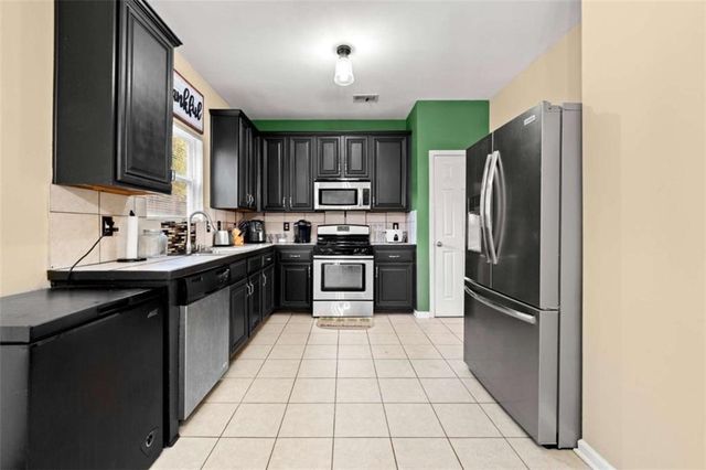 3892 Rosebud Park Drive, Snellville, GA 30039