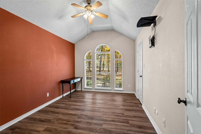 248 Butternut Lane, Powderly, TX 75473